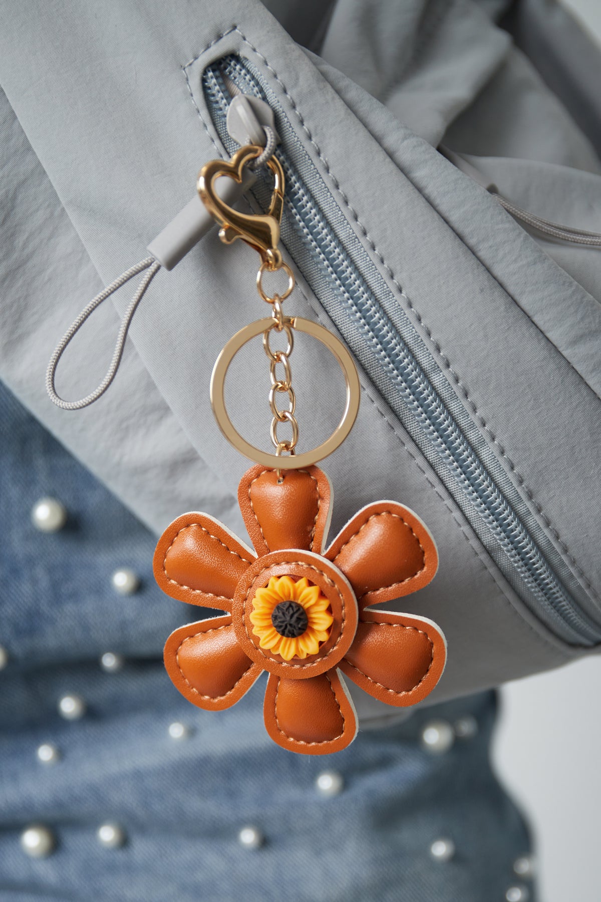 Floral delight pendant