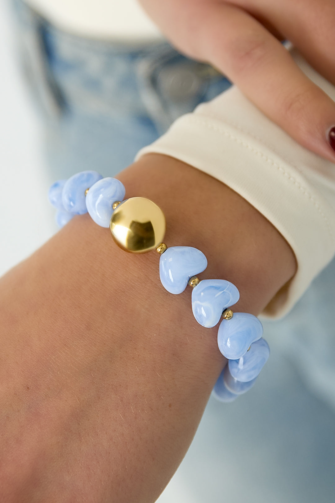 Statement bracelet with heart-shaped beads