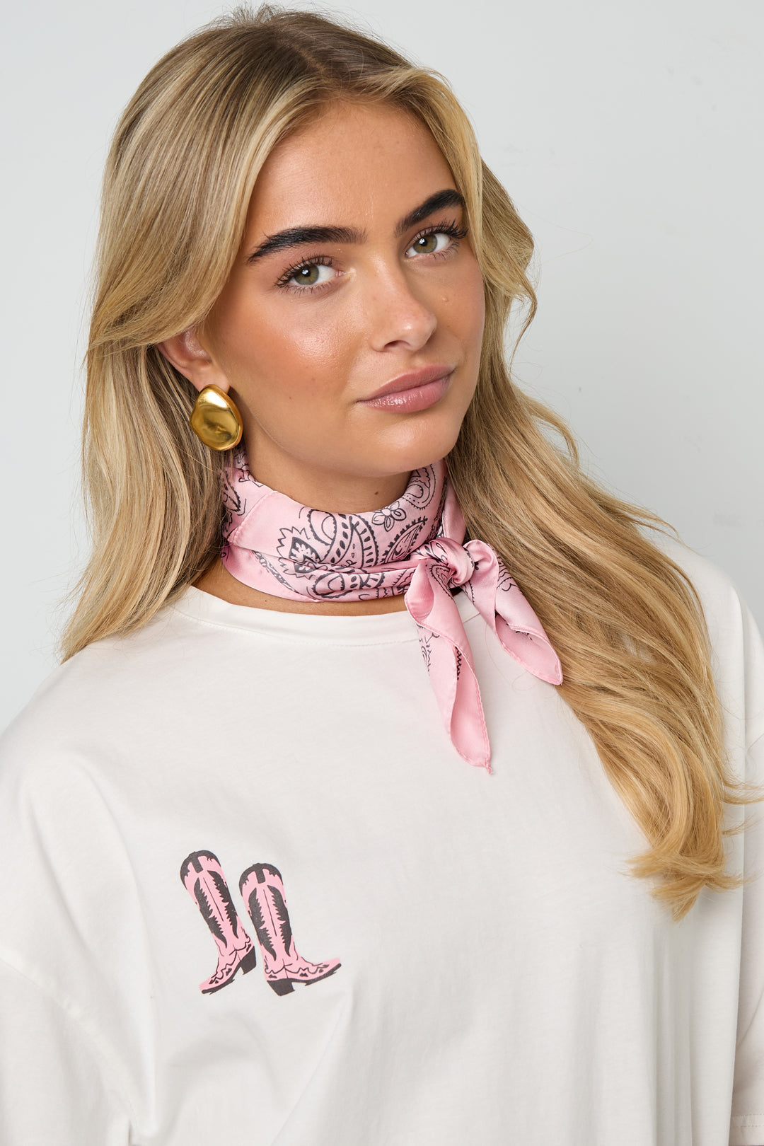 Farm girl scarf