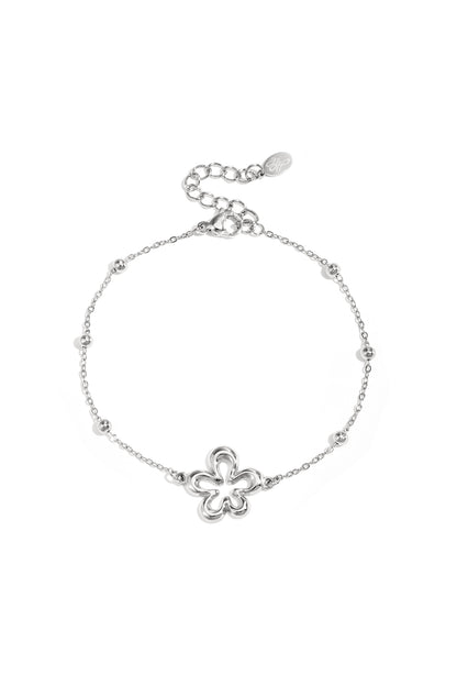 Bracelet with coral-shaped playful flowers in varying sizes