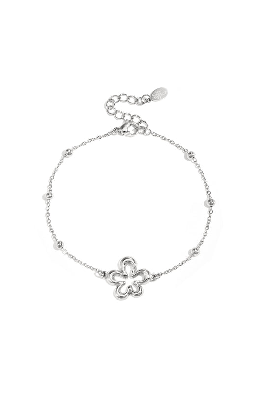 Bracelet with coral-shaped playful flowers in varying sizes