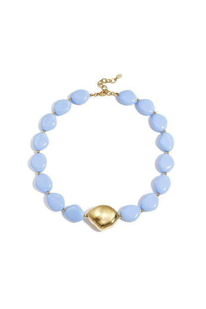 Necklace with statement bead