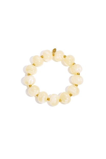 Elastic beaded bracelet with large beads